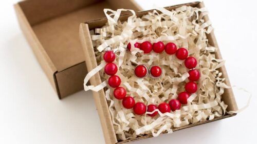 मंगल की हर समस्या को दूर करता है मूंगा रत्न, बस बरतें ये सावधानियां